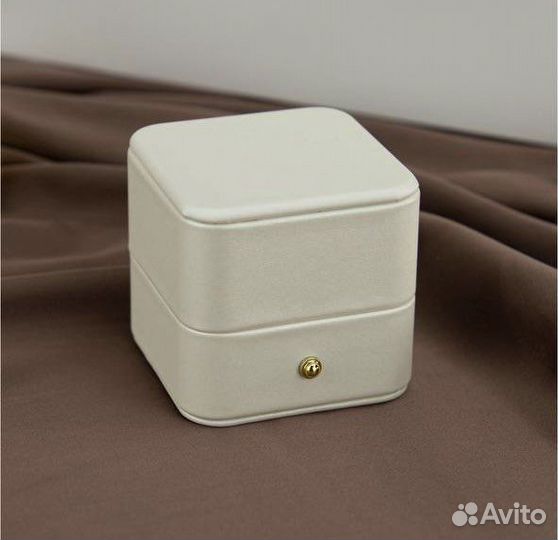 Коробочка для свадебных колец