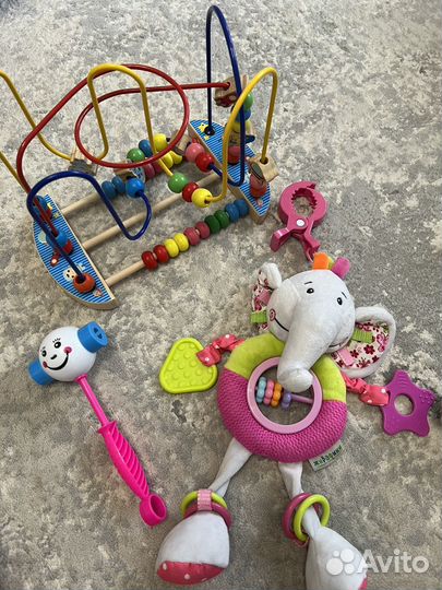 Игрушки для малыша