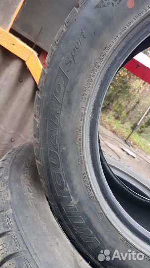 Roadstone Winguard Sport 235/55 R17 103V