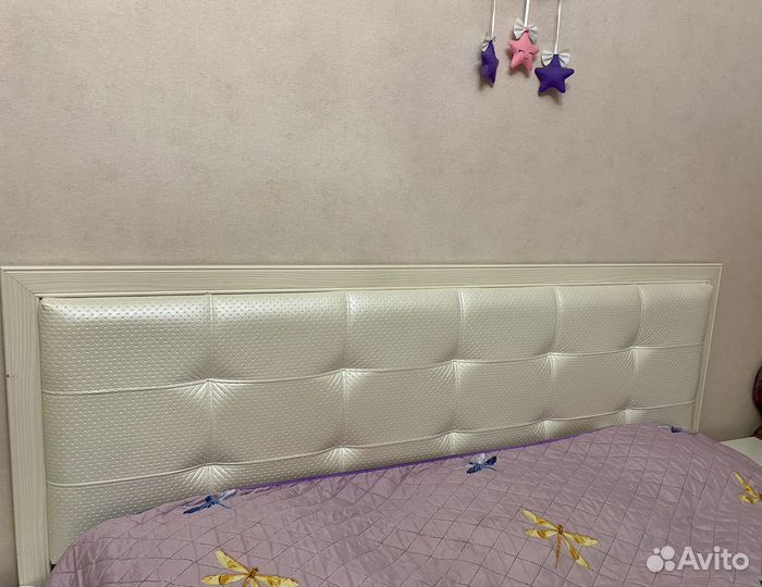 Двуспальная кровать бу