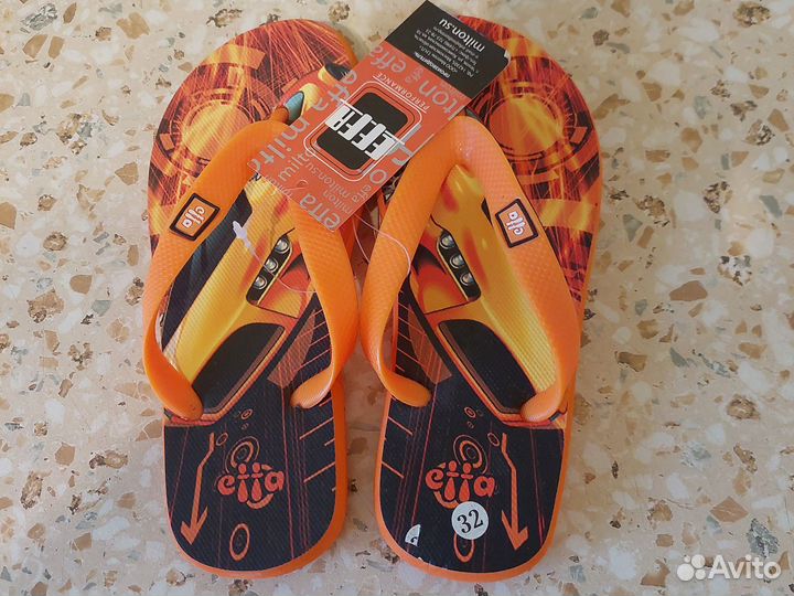Сланцы детские новые
