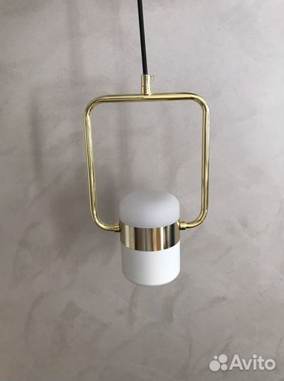 Светильник подвесной новый современный