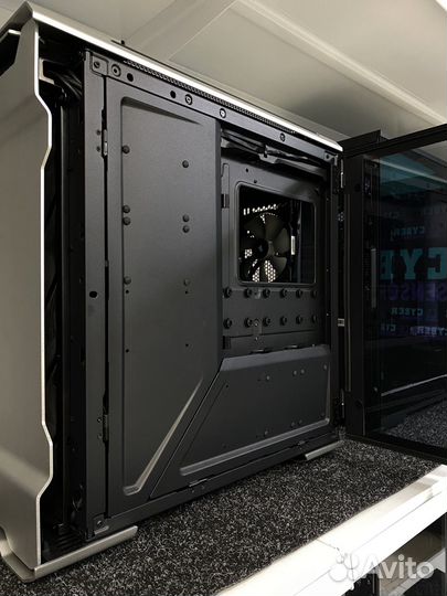 Phanteks evolv x