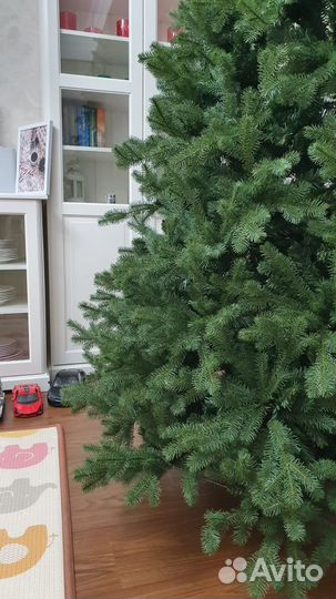 Ель искуственная