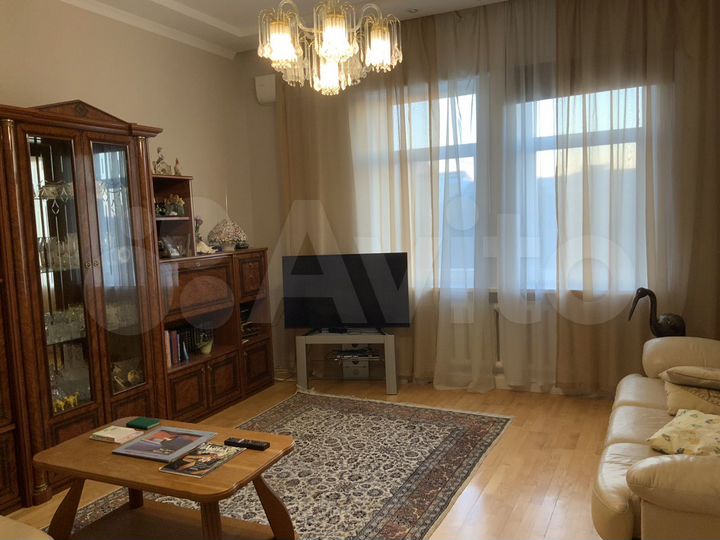 3-к. квартира, 85 м², 4/4 эт.