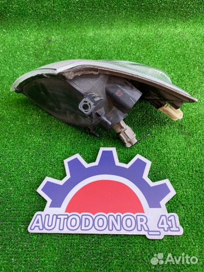 Габарит передний правый Nissan Ad vhny11 QG18DE