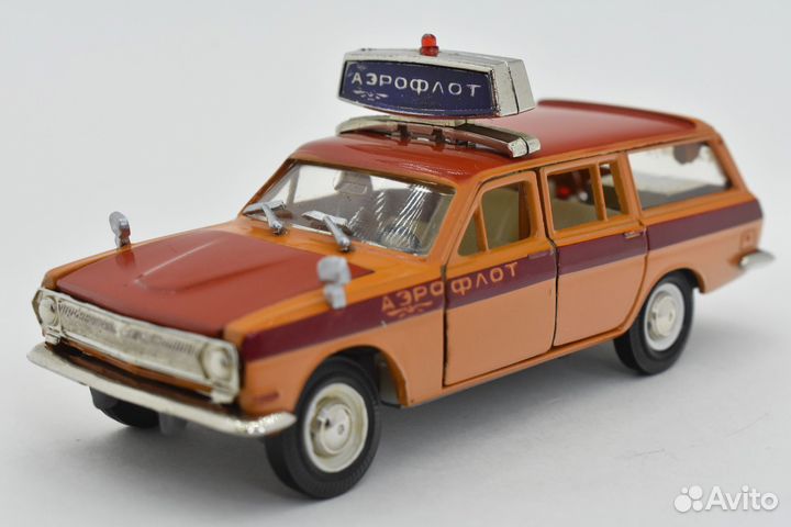 Волга газ 2402 Эскорт Аэрофлот Модель 1:43