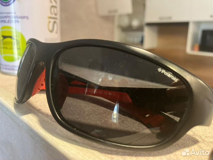 Спортивные очки polaroid P7404A