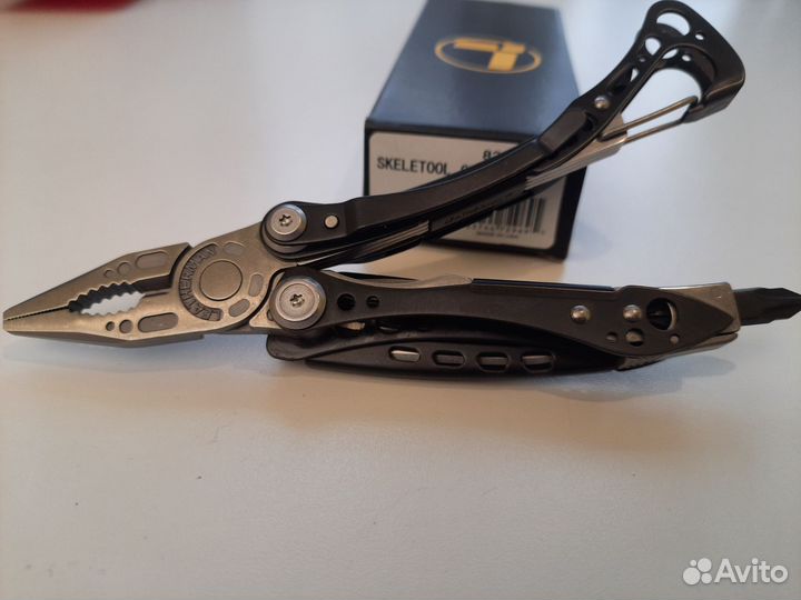 Мультитул leatherman skeletool CX