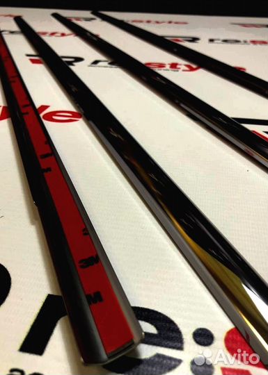 Отсечки окон Toyota Land Cruiser 200 в стиле LX570