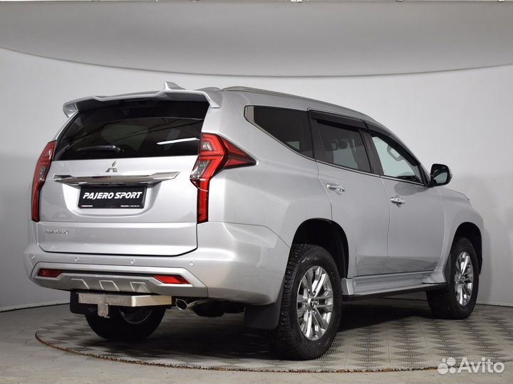 Mitsubishi Pajero Sport 3.0 AT, 2022