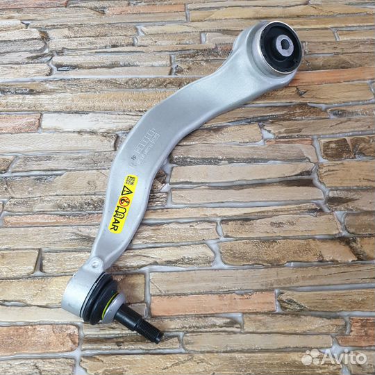 Рычаг передний левый BMW G11 G32 31106861152