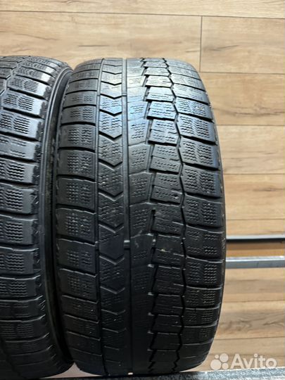 Dunlop Winter Maxx WM02 235/45 R18 94T