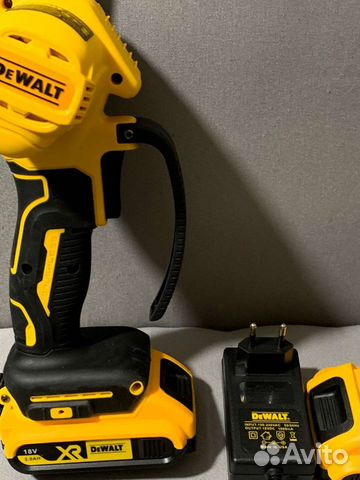 Аккумуляторная цепная мини пила dewalt