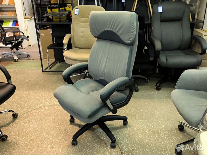 Компьютерное кресло