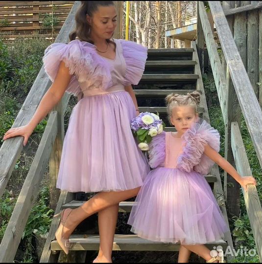 Портной женской одежды