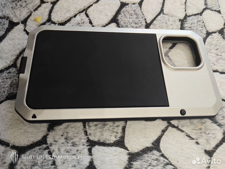 Бронечехол iPhone 13 pro