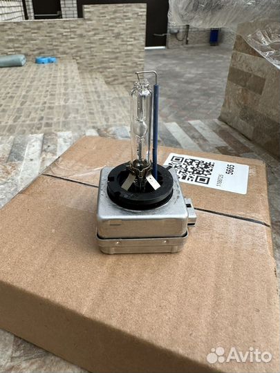 Ксенонавая лампа D1S