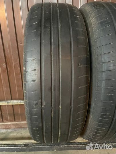 Yokohama BluEarth AE50 215/65 R17 99V