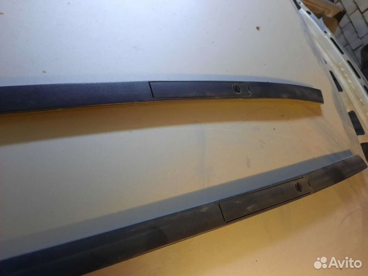 Молдинг крыши Ford Focus 2