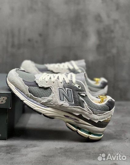 Кроссовки New Balance 2002r Luxe