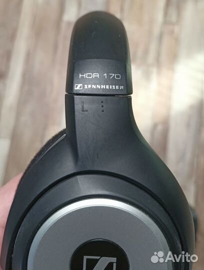 Наушники Sennheiser HDR 170 с базой TR 170