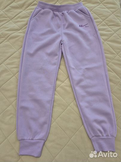 Спортивный костюм для девочек 134см