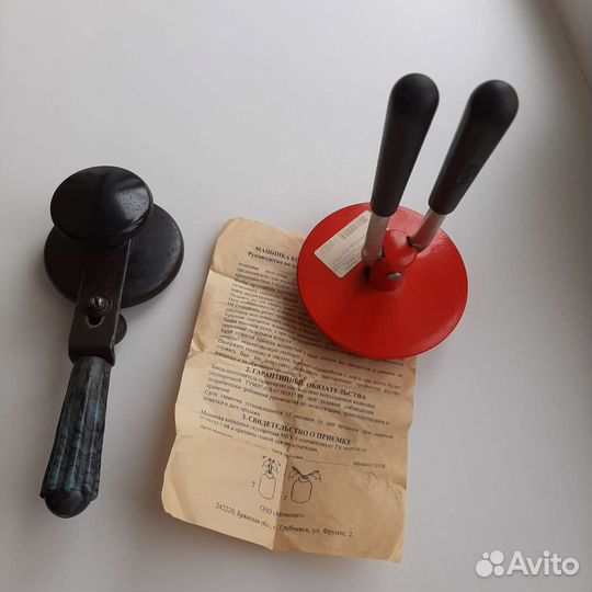 Закаточная машинка для жестяных банок