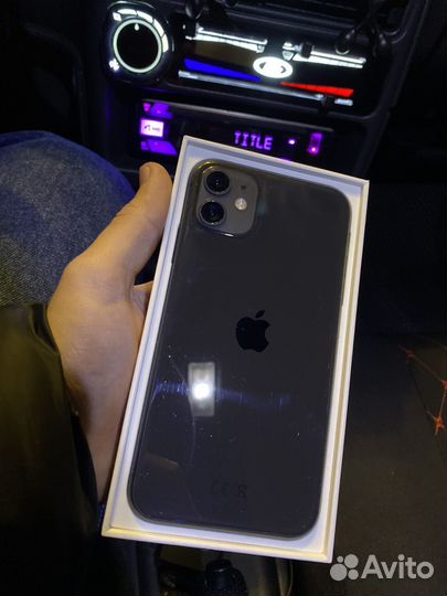 iPhone 11, 64 ГБ