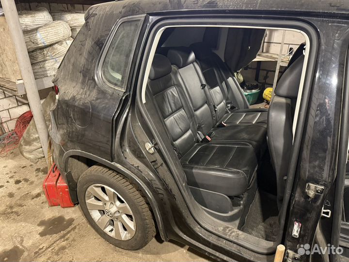 Дверь на volkswagen tiguan 1