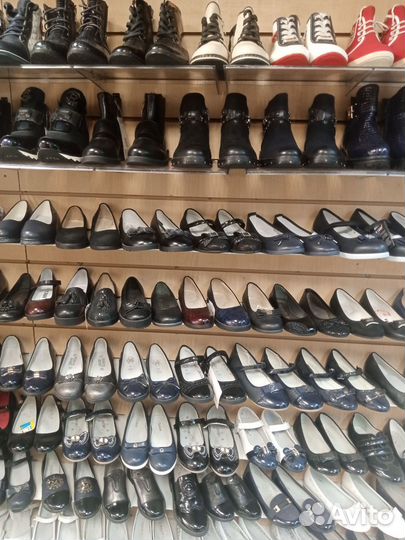 Обувь для девочки и девушки