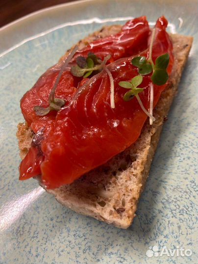 Нерка ломтики в масле