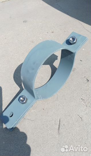 Хомут для столба крепежный