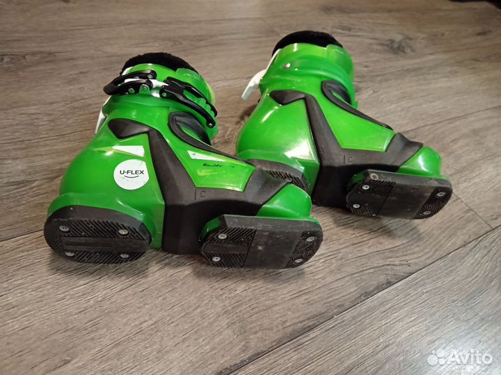 Горнолыжные ботинки детские 19.5