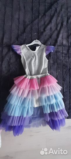 Платье нарядное