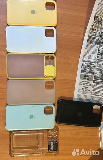 Чехлы на iPhone 11