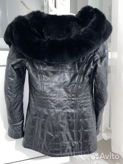 Кожаная куртка с натуральным мехом