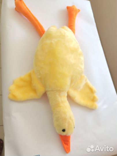 Подушка с пледом