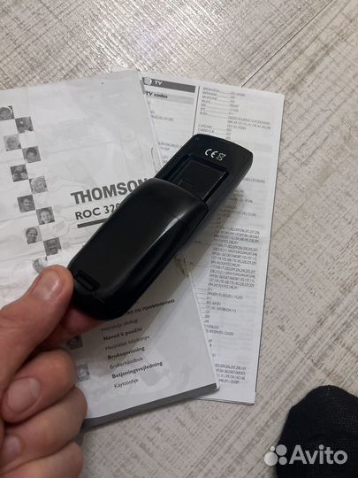 Пульт универсальный Thomson ROC 3205