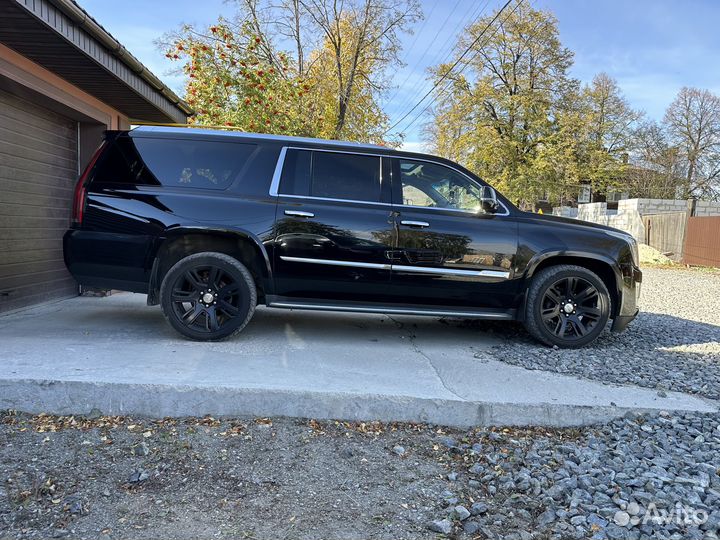 Cadillac Escalade 6.2 AT, 2016, 190 000 км