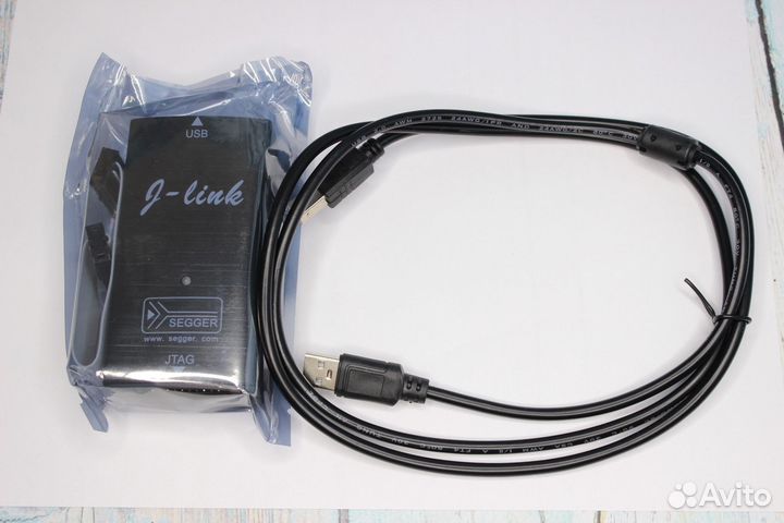 Высокоскоростной эмулятор-отладчик J-Link V8 USB