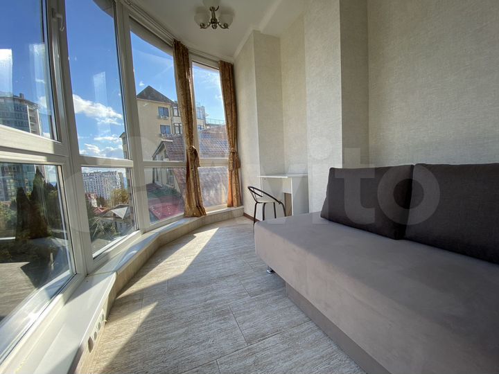 2-к. квартира, 70 м², 8/9 эт.