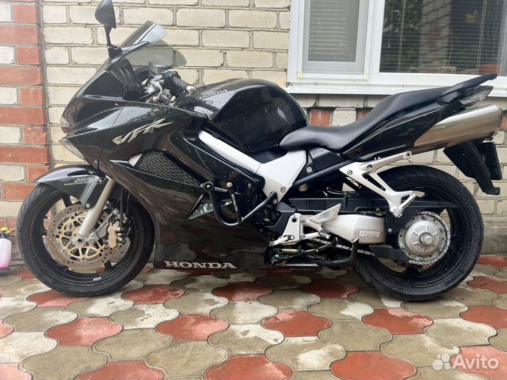 Honda VFR800 рест с ABS