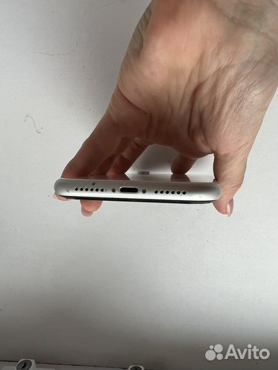 Телефон iPhone XR 64gb