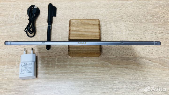 Б/У планшет Samsung Tab S6 LTE 6/128 + стилус