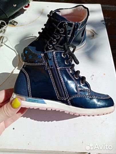 Ботинки для девочки