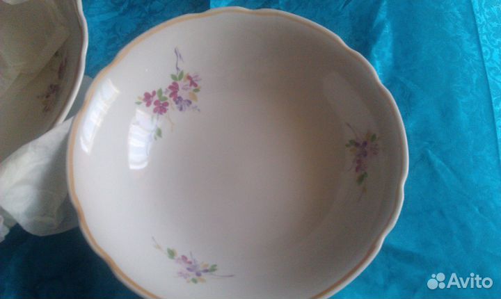 Салатник новый. СССР Дулево