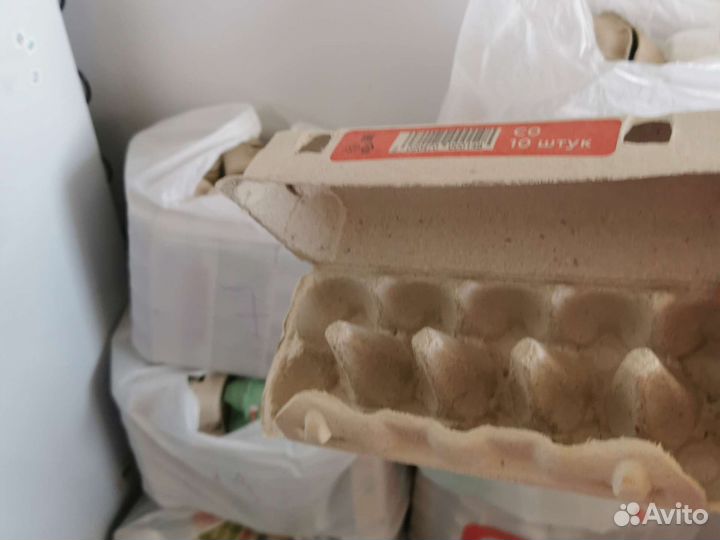 Контейнер для хранения яиц в холодильнике