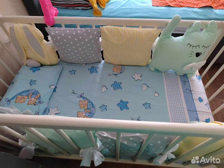 Бортики в детскую кроватку