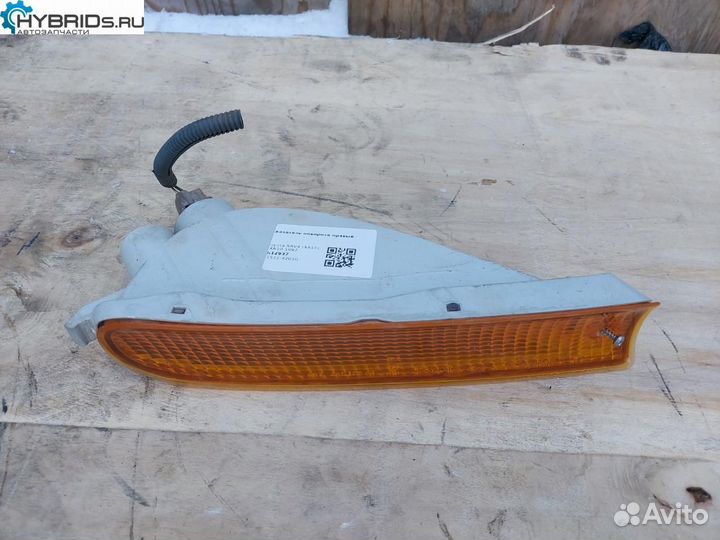 Указатель поворота правый Toyota RAV4 (XA10) SXA10